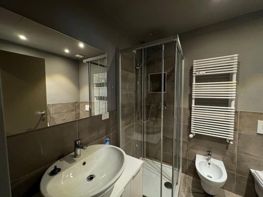 Dolce Repubblica Apartment Милано Екстериор снимка