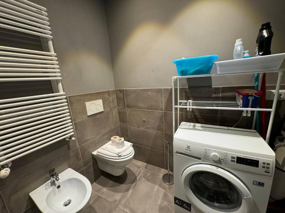 Dolce Repubblica Apartment Милано Екстериор снимка